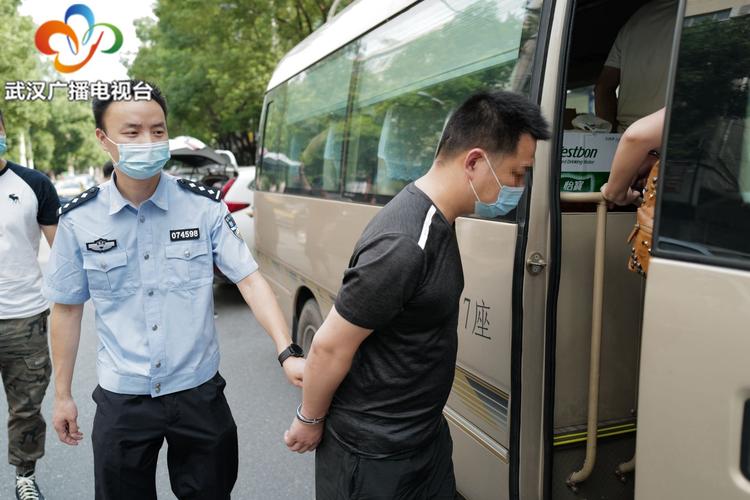 股票诈骗平台调查_杭州警方打击股票诈骗团伙_杭州配资平台