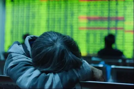 90后股民亏损实录：一周亏32万、三年损150万，股市风险如何防范？