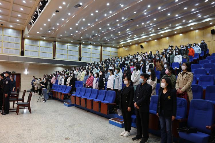 非法证券业务融资_场外配资法律风险_融资配资